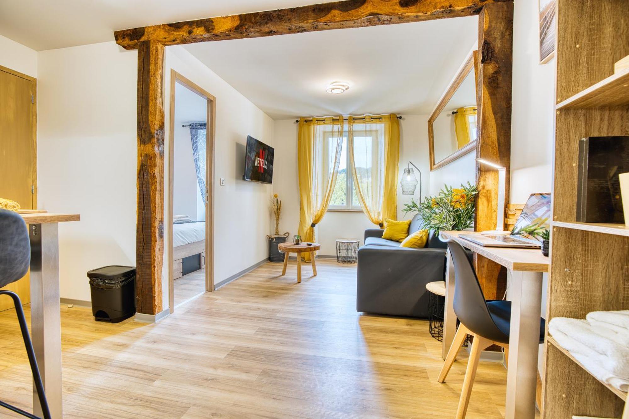 Les Hourtous Netflix Wi-Fi Fibre Terasse 4 Pers Apartment Banassac Exterior photo